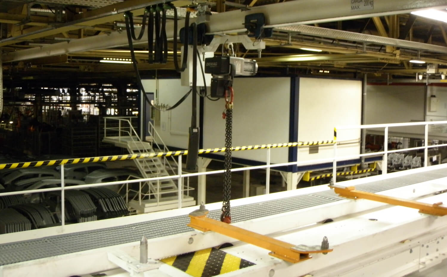 Transportadores Aéreos e Gruas Ligeiras